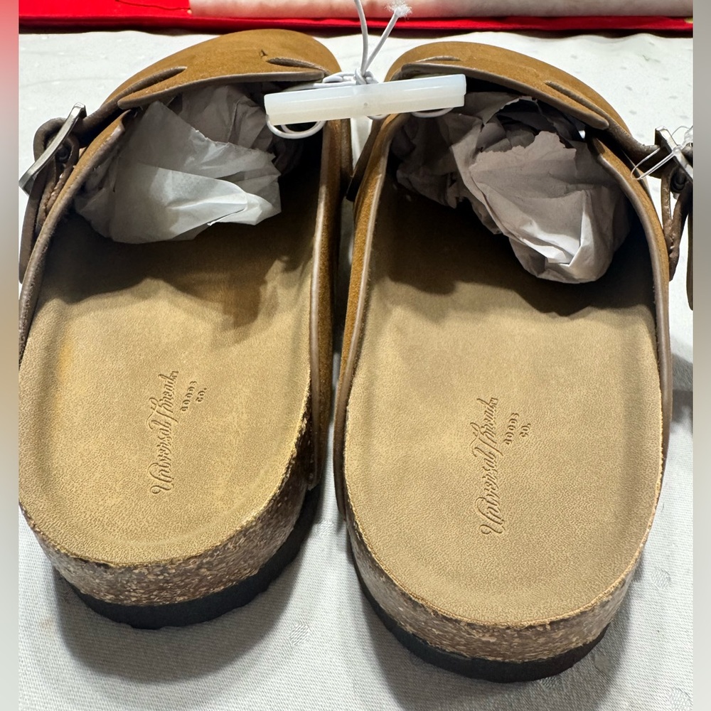 Universal Thread Cognac Suede Clogs with Buckle faux suede sz 9 NWT - Picture 4 of 4